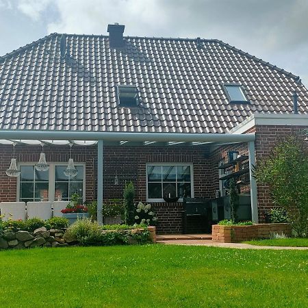 Luana'S White Cottage Surwold 外观 照片