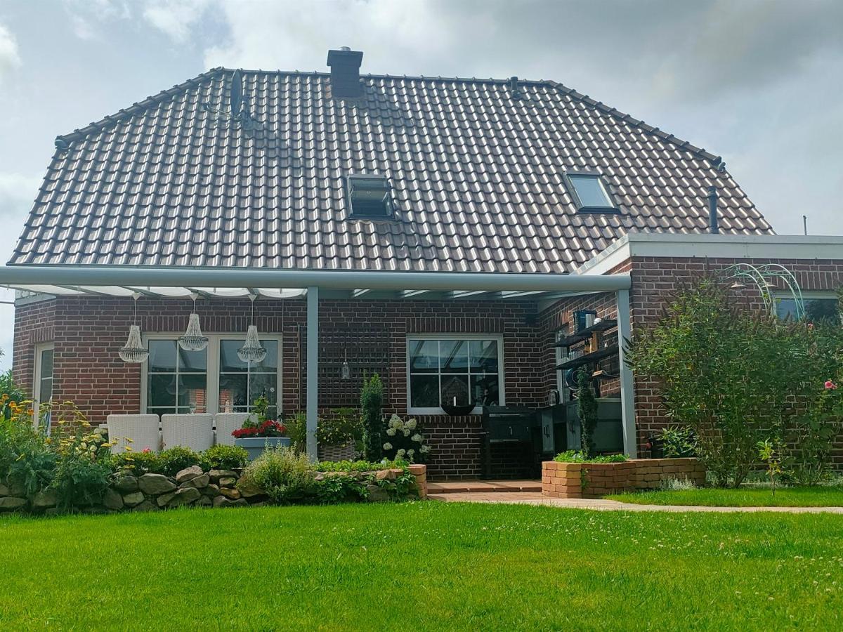 Luana'S White Cottage Surwold 外观 照片