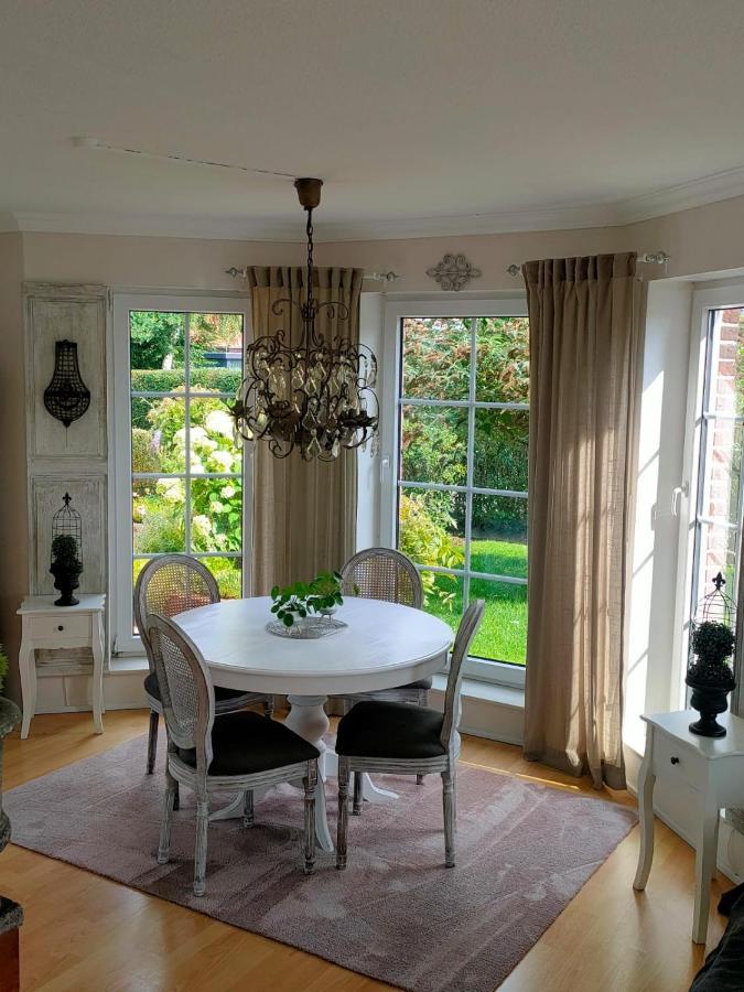 Luana'S White Cottage Surwold 外观 照片